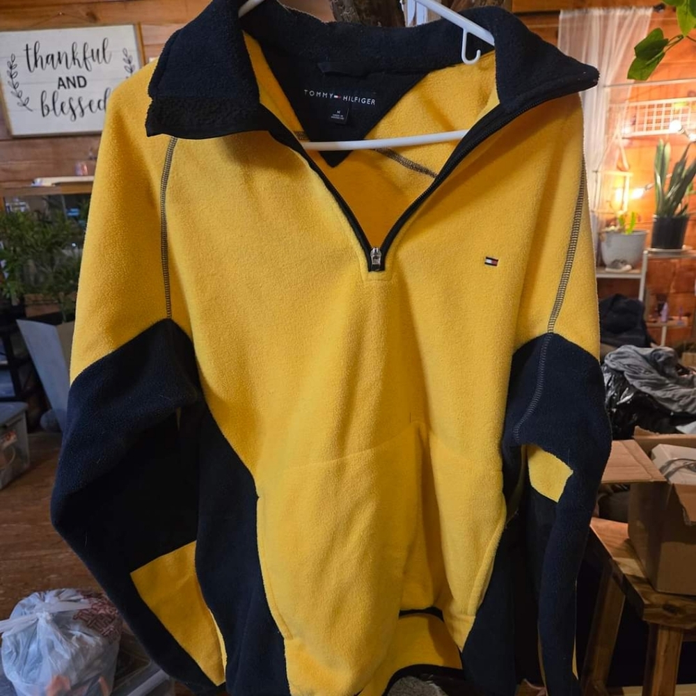 Men's Tommy Hilfiger fleece pullover